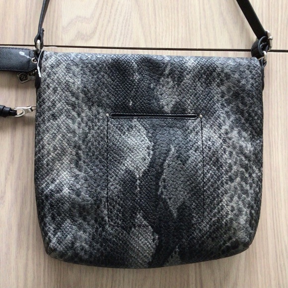 New Relic Snakeskin Crossbody Bag Grey/Black and matching wallet